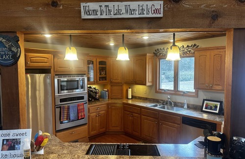 Higden Casa | Lakefront Cabin on Greers Ferry!