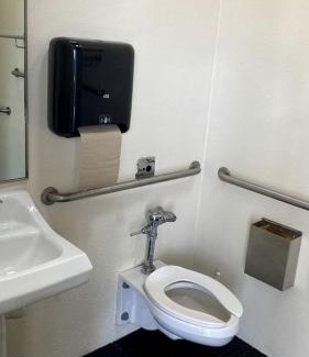 Braden River Casa | Lakefront Cabin Rental in Bradenton, Florida
