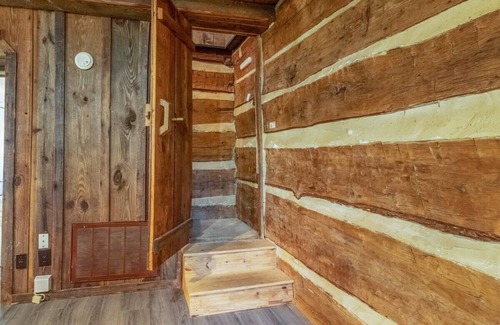 Ten Mile Cabina | Lakefront Cabin - Sunfish Lodge