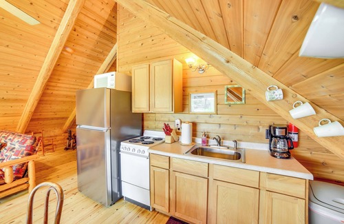 Wetmore Cabina | Lakefront Cabin w/ Dock & Trails, Mins to Town!