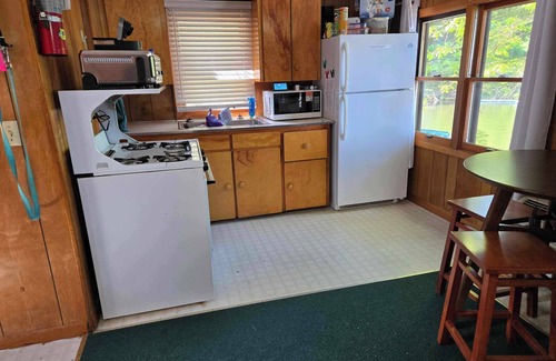 Chetek Cabina | Lakefront Cabin w/Pontoon available!