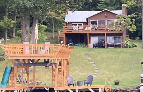 Indian Lake Cabina | Lakefront Cabin, with all access lake views and steps to the water!