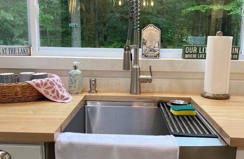 Long Eddy Casa | LAKEFRONT Catskill Lake Escape