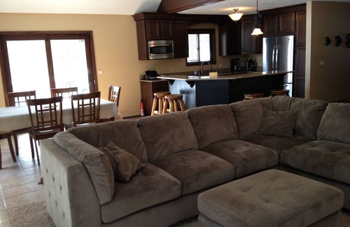 Wellston Chalet De Esquí | Lakefront Chalet in Northwest Michigan