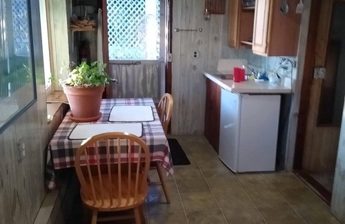 Meredith Cabaña | Lakefront Cottage on Lake Winnipesaukee- Meredith Bay