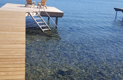 Geneva Casa | Lakefront Cottage on Seneca Lake in Geneva, New York - Finger Lakes