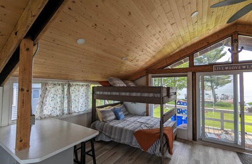 Dunnville Cabaña | Lakefront Cottage/ Private Beach