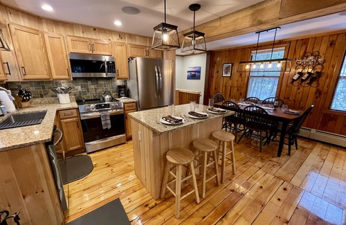 Standish Cabaña | Lakefront Cottage - muelle privado, 3 terrazas grandes, gran pozo de fuego