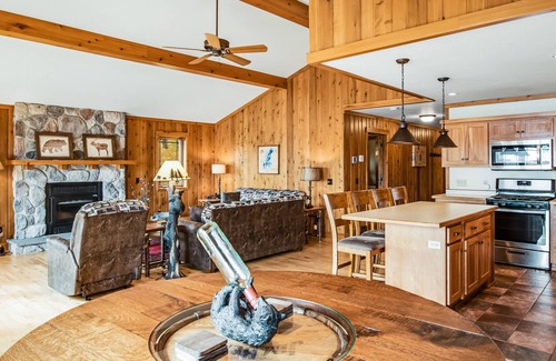 Presque Isle Casa | Lakefront, dog-friendly retreat w/ kayaks, canoe, basketball, & beach area