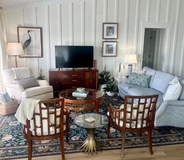 Mount Dora Casa | Lakefront Duplex With Pontoon Boat Downtown