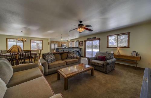 Donnelly Casa | Lakefront Escape by Casago McCall - Donerightmanagement
