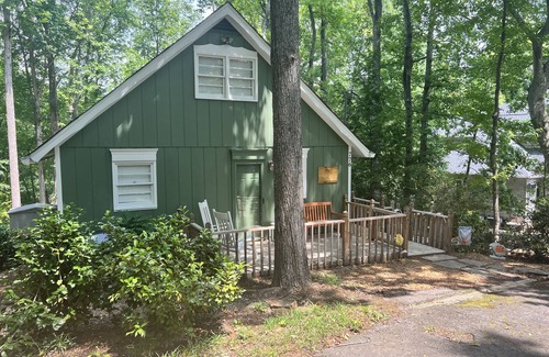 Seneca Cabina | Lakefront Escape close to Clemson and Seneca