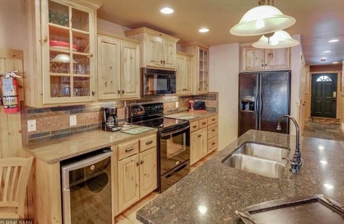 Pequot Lakes Complejo | Clamshell Beach Resort - Lakefront Cottage