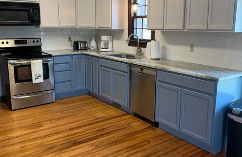 West Union Casa | Lakefront Family Getaway on Lake Keowee - June ‘23 NEW DOCK!