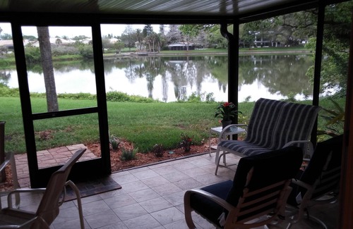 Laurel Casa | KAYAKS, BICICLETAS, PADDLEBOARDS-STANDUP PADDLEBOARDS-WALK O PADDLE TO BEACH SIN LAGO