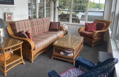 Town of Milo Casa | Lakefront Gem for 8-10 people with large lakefront outdoor entertainment area