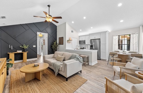 Lake St. George Casa | Lakefront Gem Near Clearwater