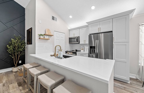 Lake St. George Casa | Lakefront Gem Near Clearwater