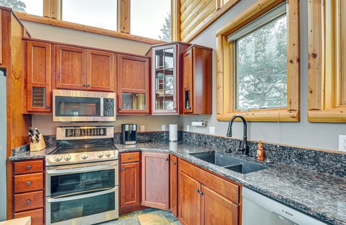 Lac du Flambeau Casa | Lakefront Gem w/ Dock & Views in Lac Du Flambeau