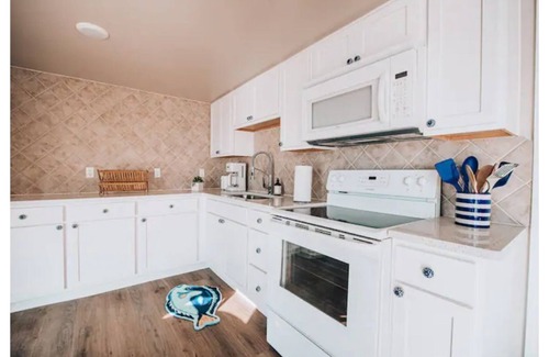 Dandridge Casa | Lakefront Getaway on Douglas Lake.