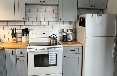 Acton Cabina | Lakefront Getaway - Sleeps 14