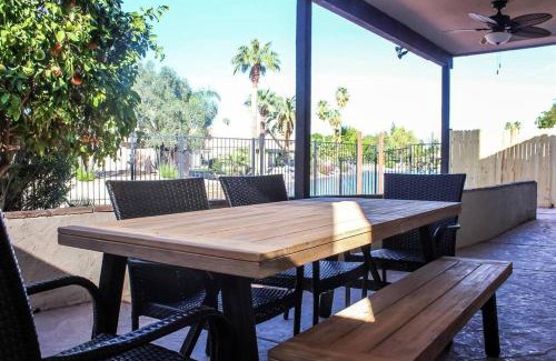 Las Casitas del Sur Casa | Lakefront Hacienda with Pool, Hot-tub, Tennis