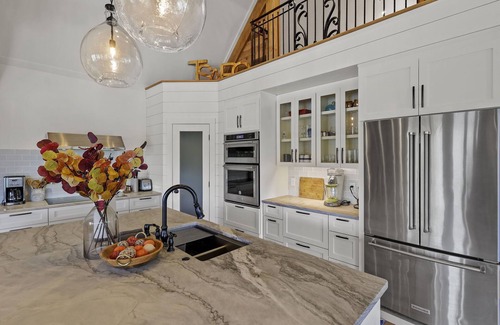 Forest Lake Heights Casa | Lakefront Home, Amazing View + Dock, Sauna, Hot Tub, Fire Pit, 2 Patios, Game Rm