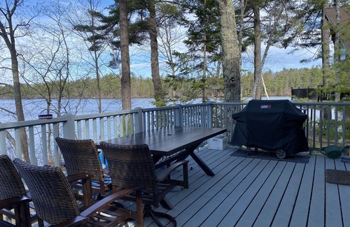 Raymond Casa | Lakefront home on Panther Pond