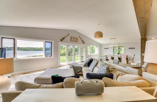 Brainerd Casa | Lakefront Home on 17 Acres 9 Mi to Dtwn Brainerd!