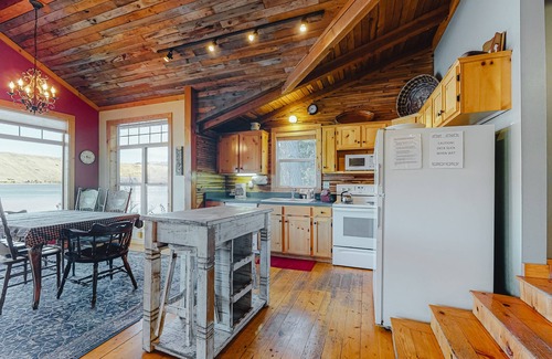 Joseph Casa | Lakefront home with amazing lake view, private dock & deck -DOG FRIENDLY