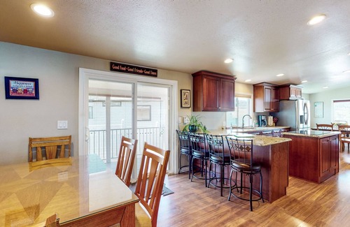 Davenport Casa | Lakefront Home with Incredible Water Views