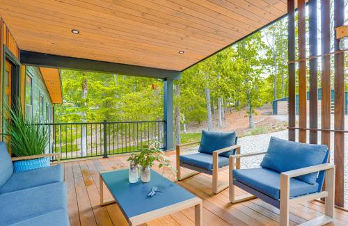Gainesville Casa | Lakefront Home with Private Dock in Gainesville!