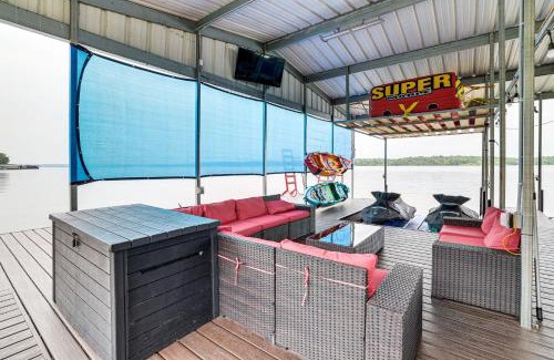 Grove Casa | Lakefront Home with Private Dock in Grove