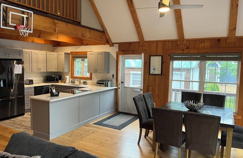 Wakefield Casa | Lakefront Home with Walk-Out Sandy Beach!