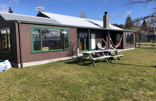 Tauranga Taupo Casa | Lakefront house