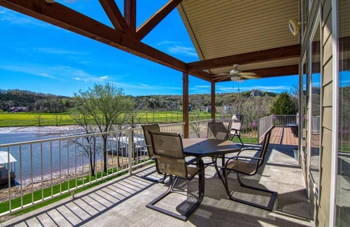 Camdenton Casa | Lakefront House w/ Pool, Boat Dock & views of Old Kinderhook Golf Course
