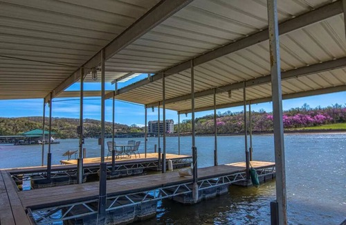 Camdenton Casa | Lakefront House w/ Pool, Boat Dock & views of Old Kinderhook Golf Course