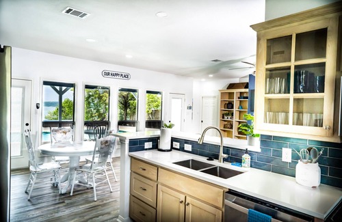 Belton Casa | Lakefront House w/ Pool & Private Beach