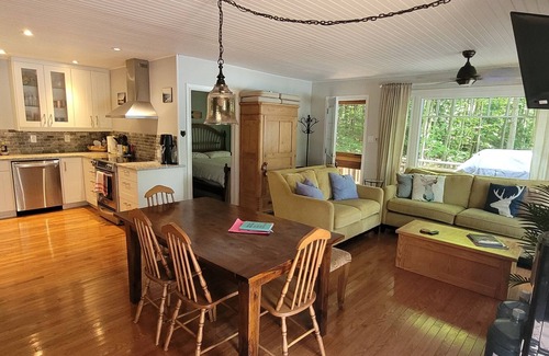 Gravenhurst Cabaña | Lakefront Island cottage on Lake Muskoka - Boat Access