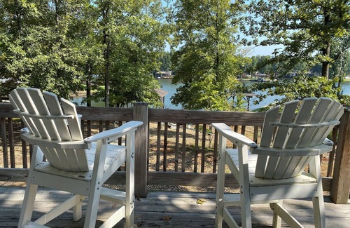 Hot Springs Village Casa | Lakefront living at its best - a guest favorite!