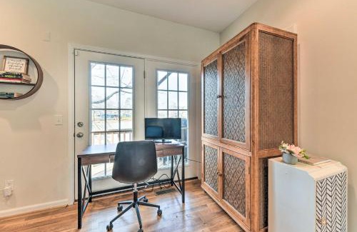 Southmont Casa | Lakefront Lexington House with Spacious Deck!