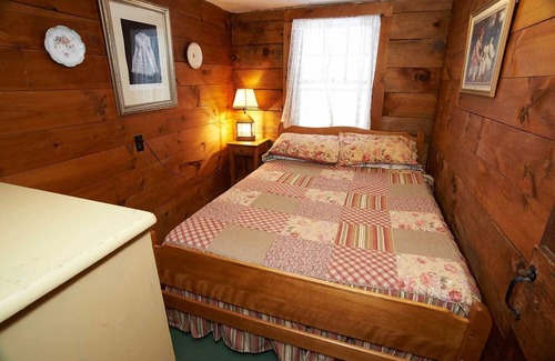 Holderness Cabina | Lakefront Lodge on Squam Lake