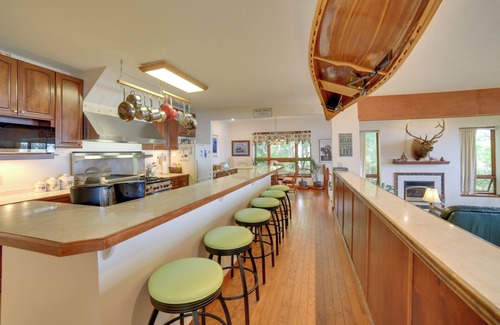 Big Bay Casa | Lakefront Lookout! Private Sand Beach on Superior