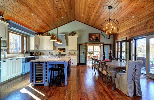 Eagle Lake Cabaña | La tonelería Casa - Haliburton Ontario Boutique Luxury Log Cabin