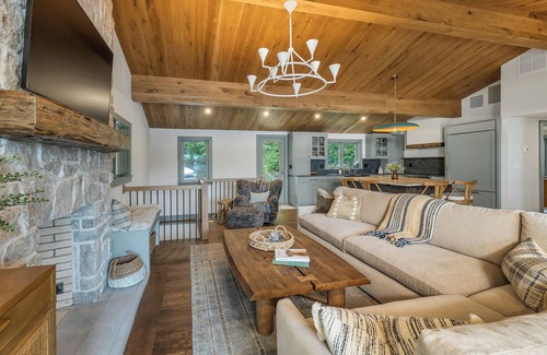 Meredith Casa | Lakefront Luxury – Dock, Beach, Deck & Game Room | Sleeps 10