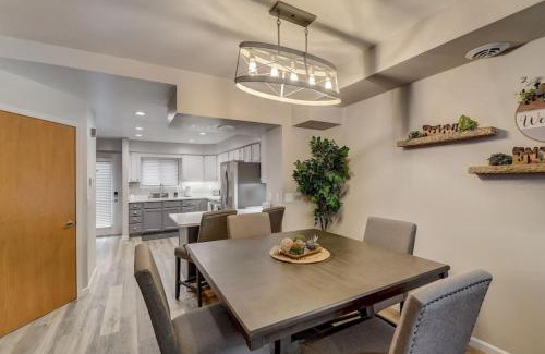 Lake Delton Casa | Lakefront Luxury for Families or Couples