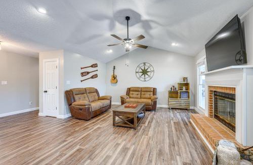 Milledgeville Casa | Lakefront Milledgeville Home with Private Dock!
