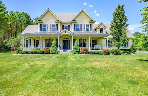 Denmark Casa | Lakefront Moose Pond Retreat
