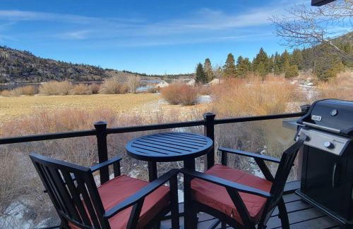 June Lake Apartamento | Lakefront Mountain Retreat