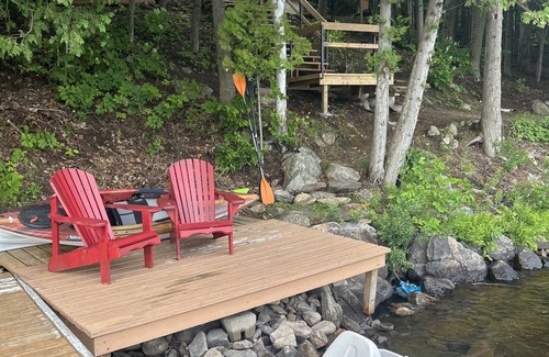 Muskoka Lakes Cabaña | Lakefront Muskoka 3 Bedroom Cottage with Breathtaking View